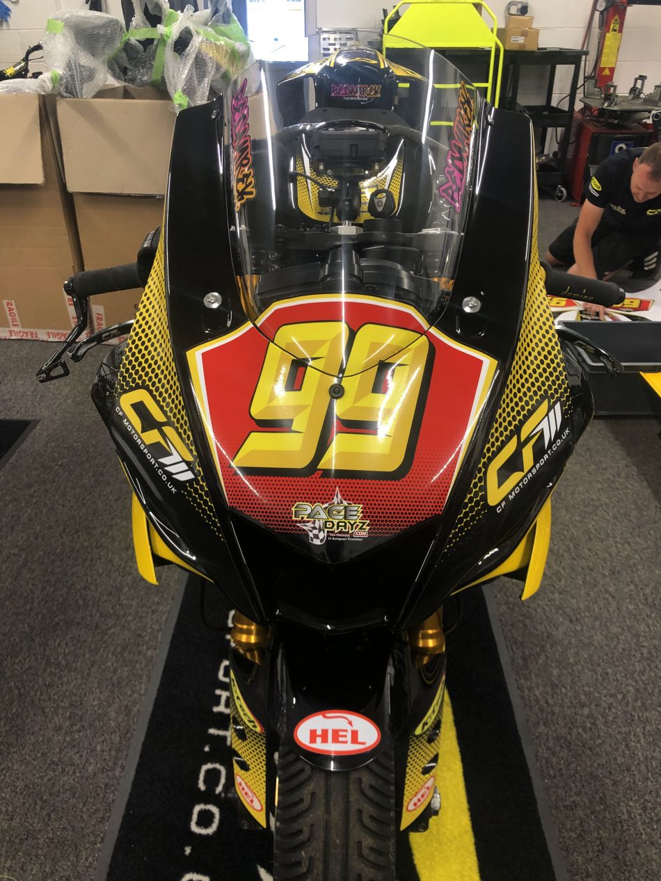 Platinum Wave - Chequered Wing decals